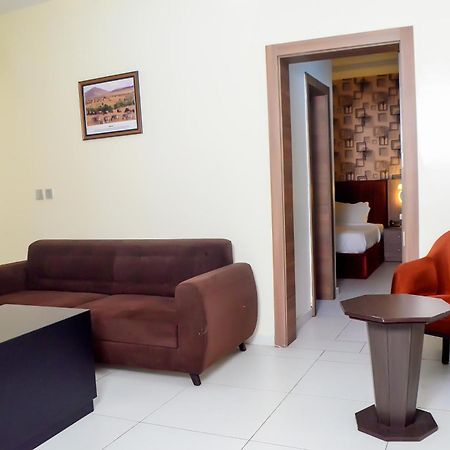 Proxima Centauri Hotel Port Harcourt Ngoại thất bức ảnh