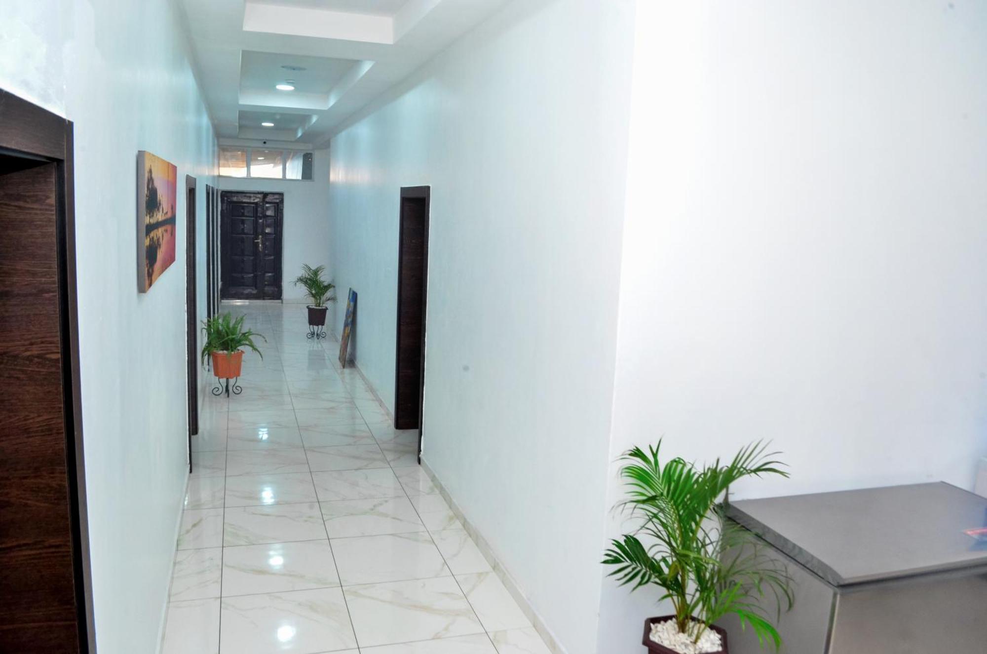 Proxima Centauri Hotel Port Harcourt Ngoại thất bức ảnh