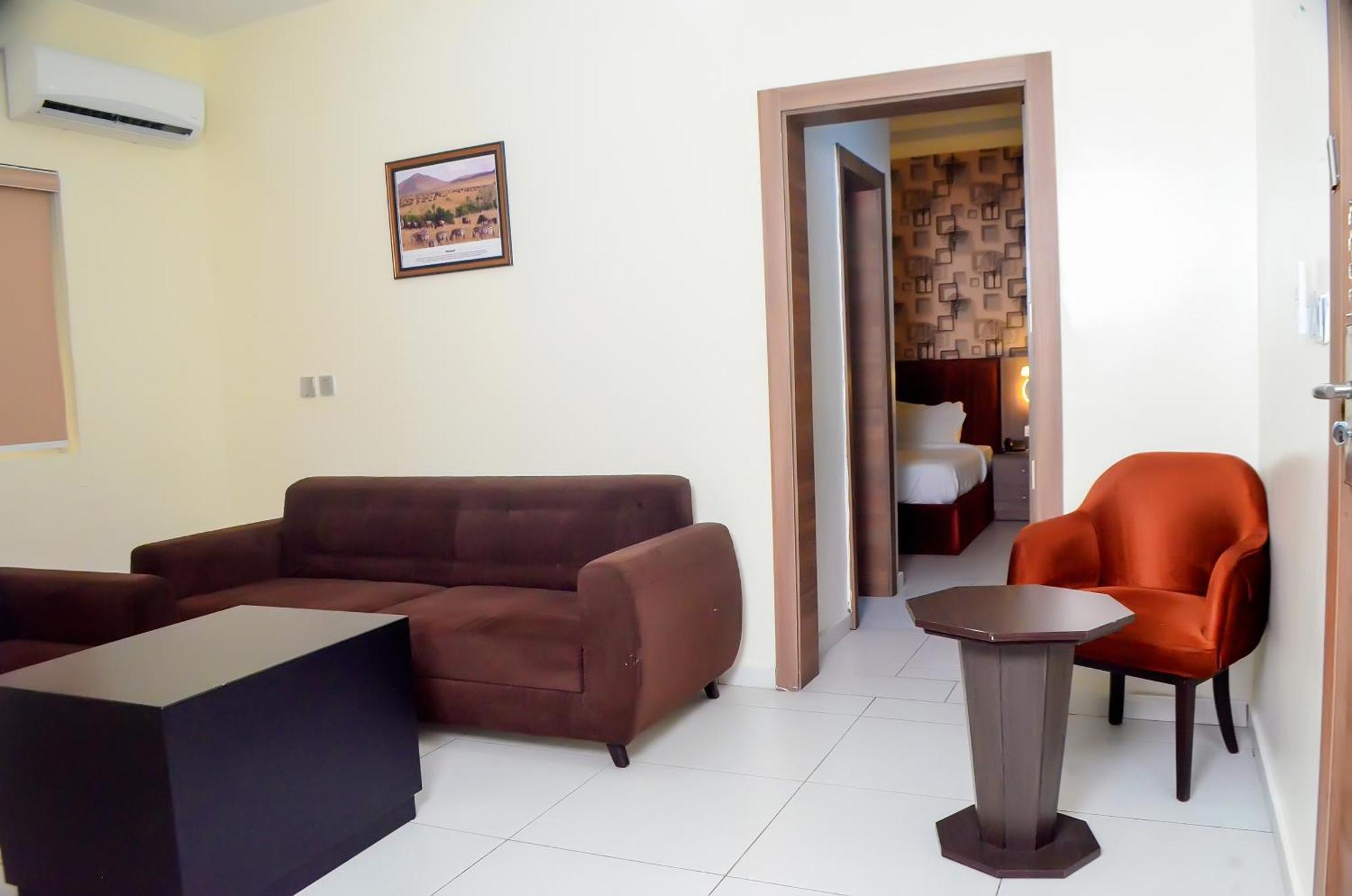 Proxima Centauri Hotel Port Harcourt Ngoại thất bức ảnh